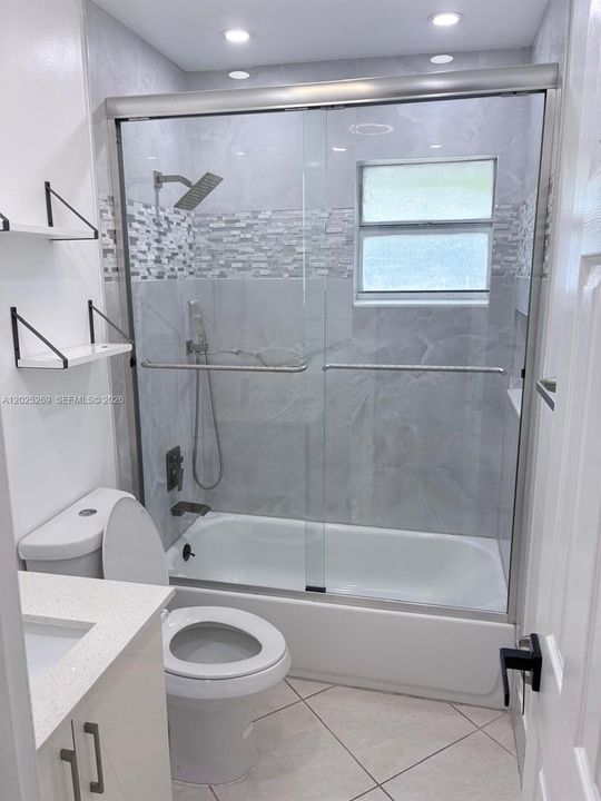 For Rent: $2,600 (3 beds, 2 baths, 1093 Square Feet)