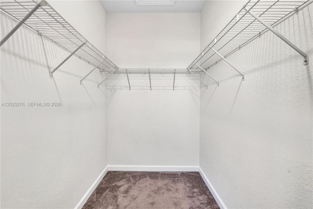 В аренду: $3,750 (3 спален, 2 ванн, 1344 Квадратных фут)