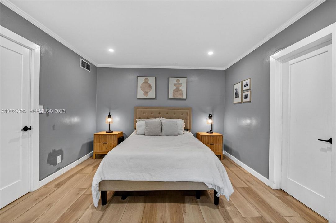 For Rent: $5,500 (3 beds, 2 baths, 1856 Square Feet)