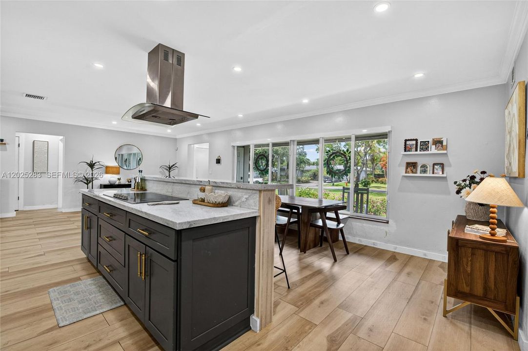 For Rent: $5,500 (3 beds, 2 baths, 1856 Square Feet)