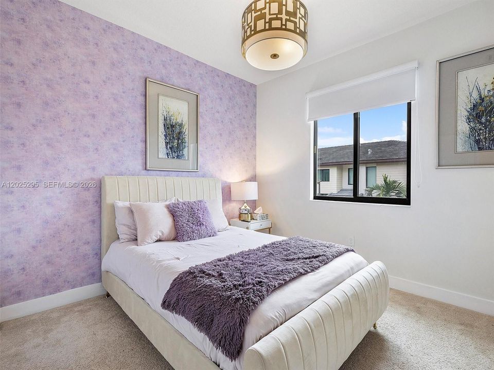 В аренду: $5,500 (4 спален, 2 ванн, 1732 Квадратных фут)