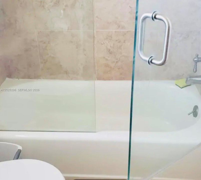 For Sale: $118,000 (1 beds, 1 baths, 600 Square Feet)