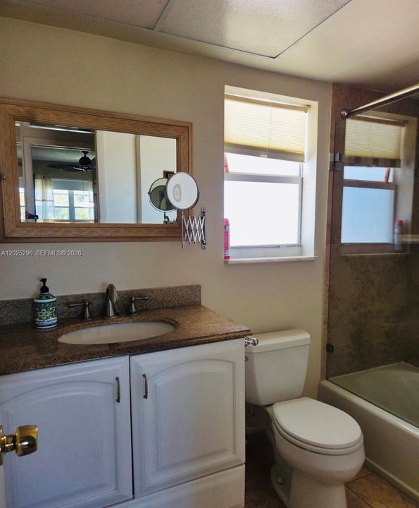 For Sale: $118,000 (1 beds, 1 baths, 600 Square Feet)