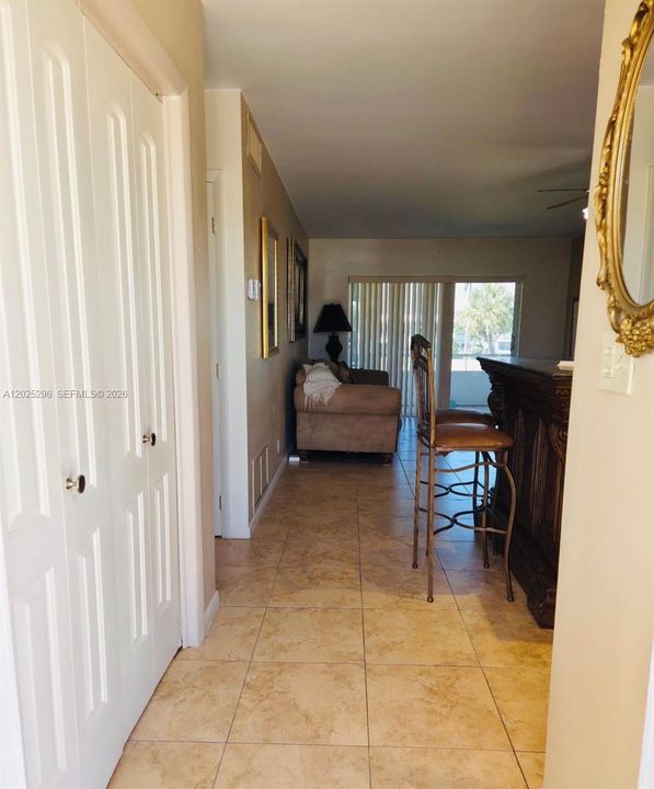 For Sale: $118,000 (1 beds, 1 baths, 600 Square Feet)