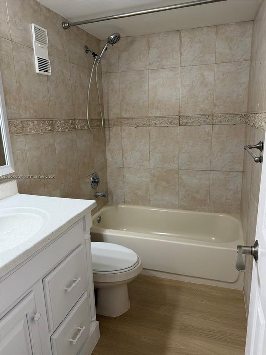 En Renta: $1,895 (1 camas, 1 baños, 700 Pies cuadrados)