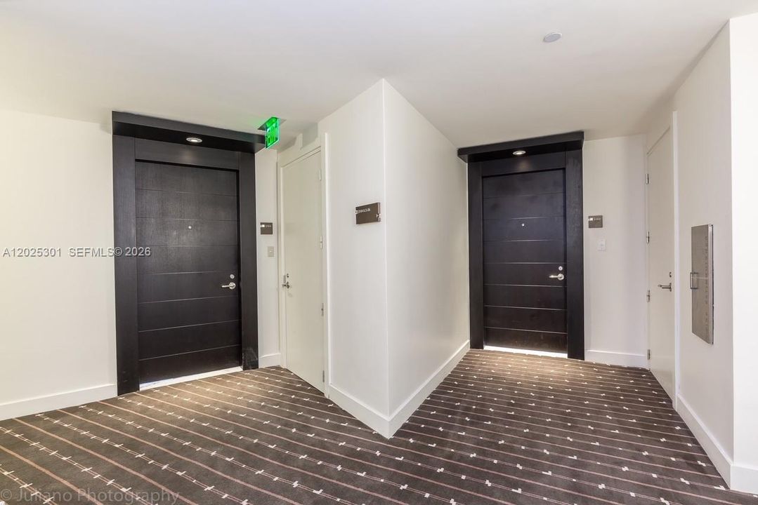 For Sale: $1,200,000 (2 beds, 2 baths, 1539 Square Feet)