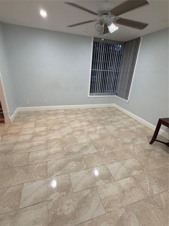 В аренду: $1,750 (1 спален, 1 ванн, 823 Квадратных фут)