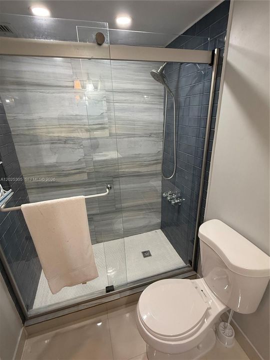 В аренду: $1,750 (1 спален, 1 ванн, 823 Квадратных фут)