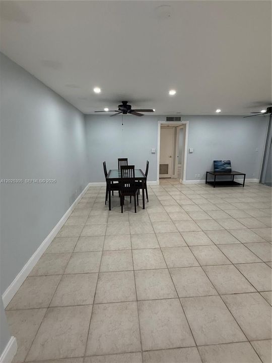 В аренду: $1,750 (1 спален, 1 ванн, 823 Квадратных фут)