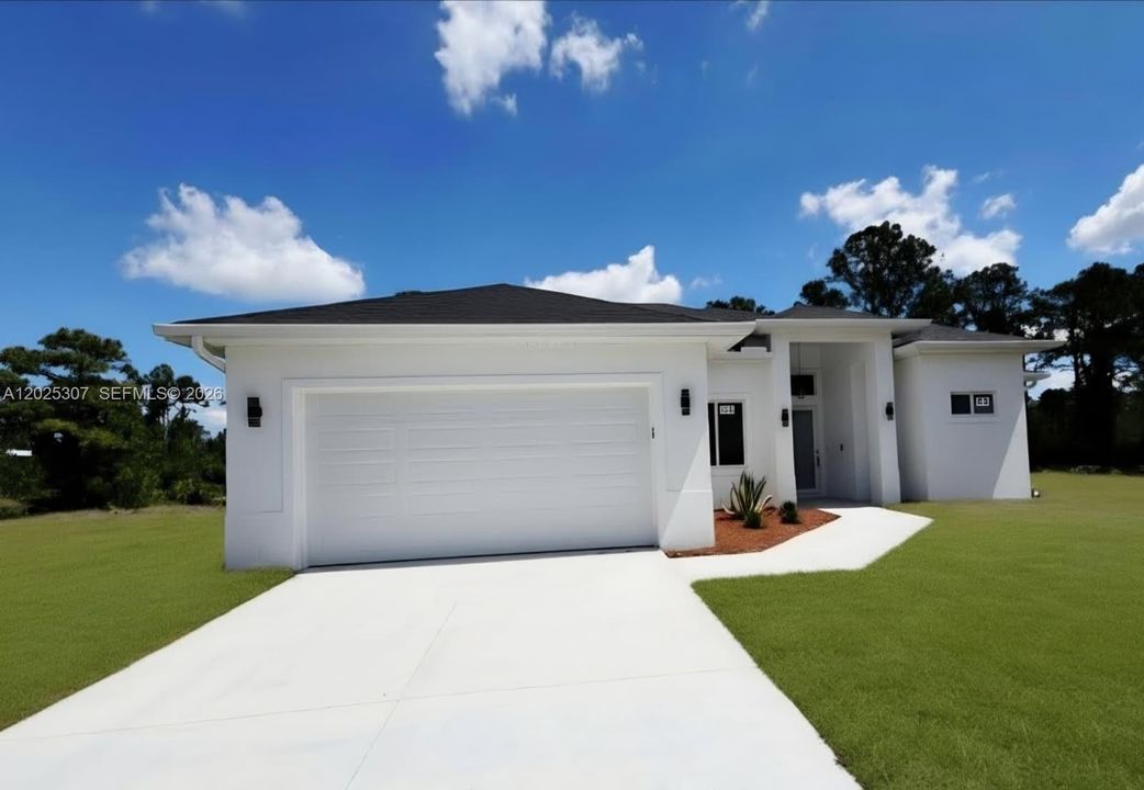 For Sale: $380,000 (4 beds, 3 baths, 1735 Square Feet)