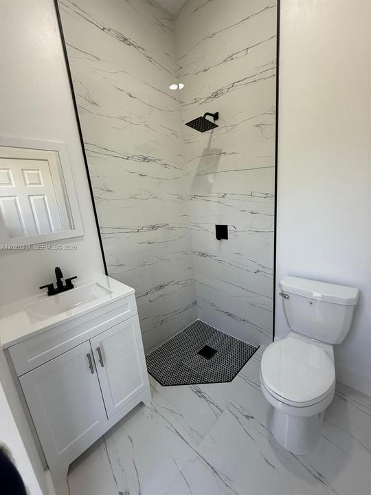 For Sale: $380,000 (4 beds, 3 baths, 1735 Square Feet)