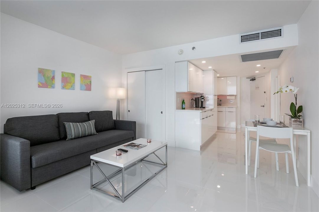 For Sale: $485,000 (0 beds, 1 baths, 430 Square Feet)
