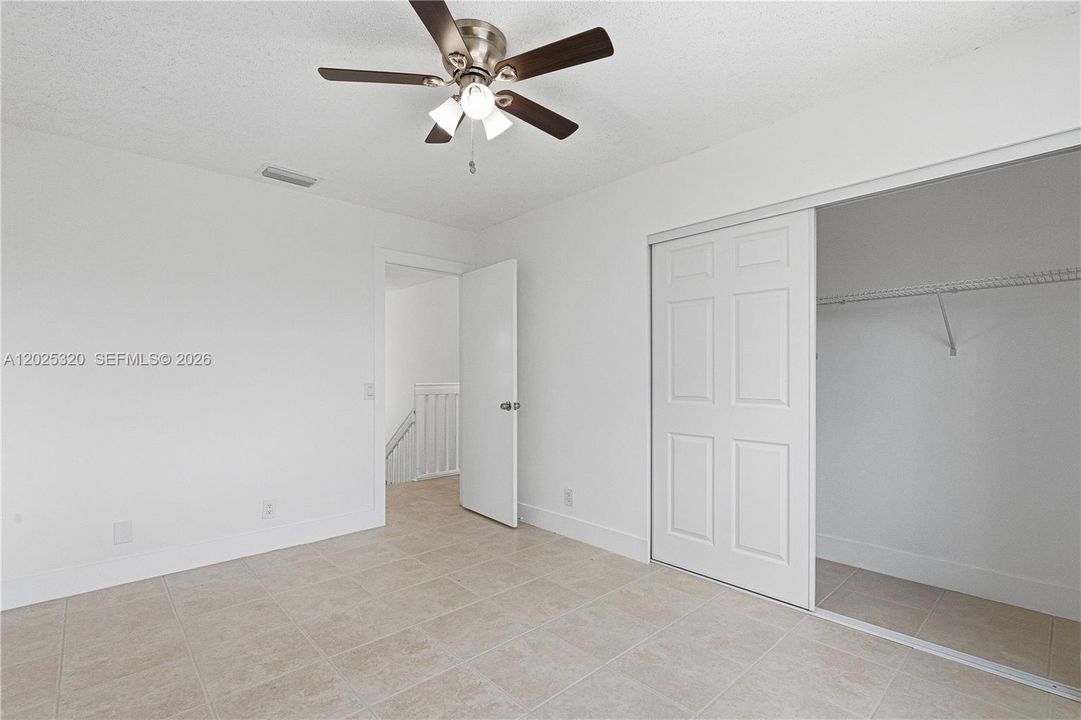 Activo con contrato: $509,900 (4 camas, 2 baños, 1844 Pies cuadrados)