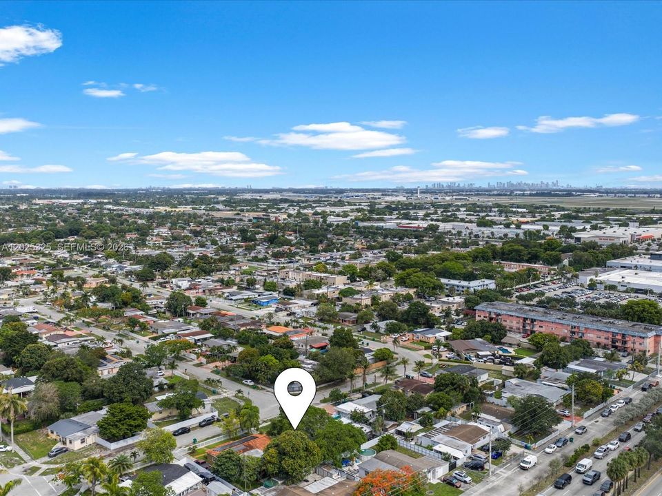 En Venta: $400,000 (3 camas, 1 baños, 920 Pies cuadrados)