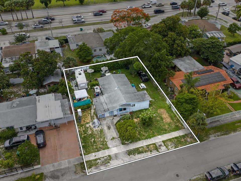 En Venta: $400,000 (3 camas, 1 baños, 920 Pies cuadrados)