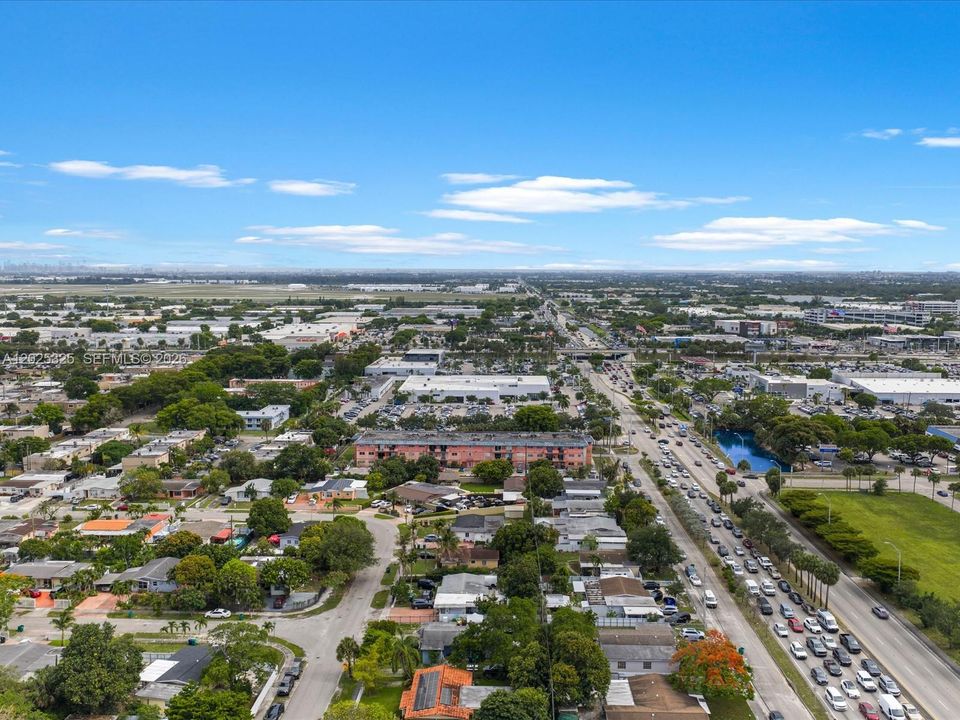 En Venta: $400,000 (3 camas, 1 baños, 920 Pies cuadrados)