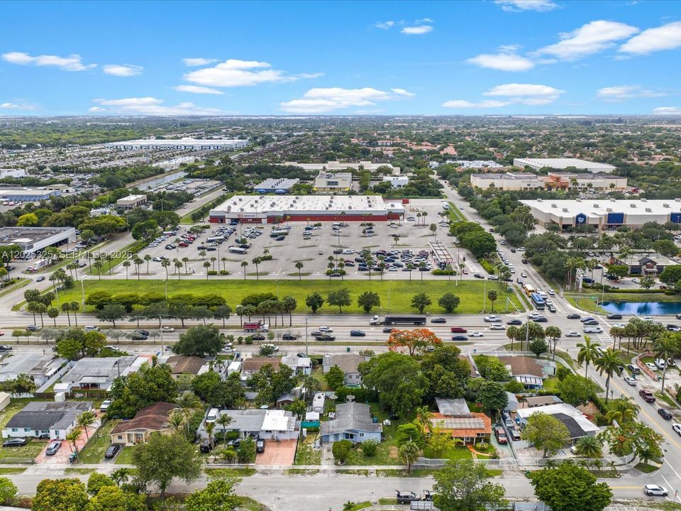 En Venta: $400,000 (3 camas, 1 baños, 920 Pies cuadrados)