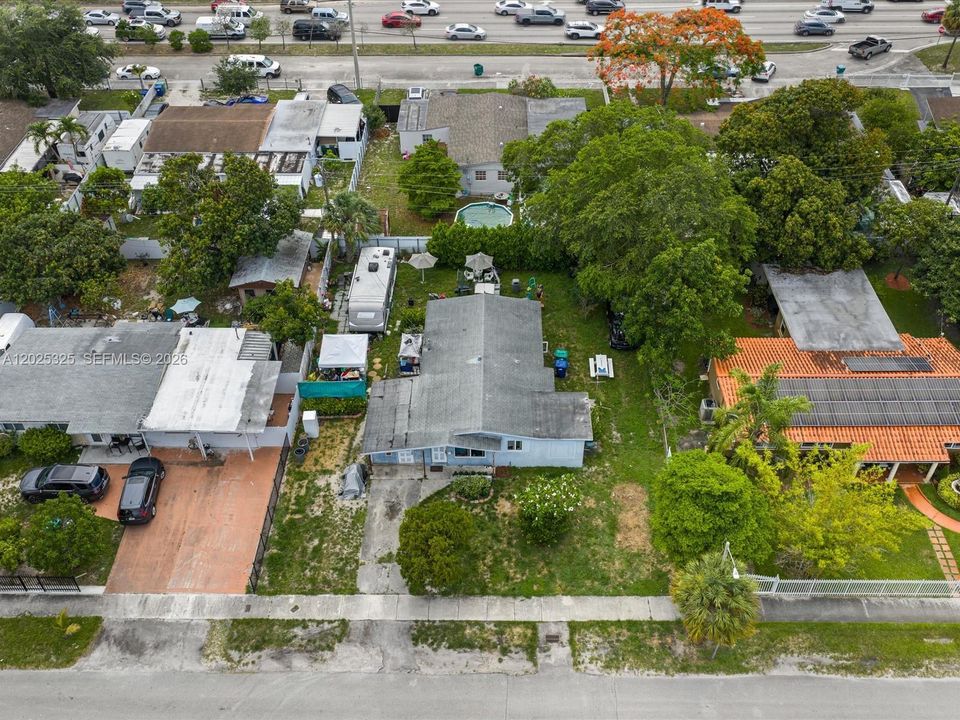 En Venta: $400,000 (3 camas, 1 baños, 920 Pies cuadrados)