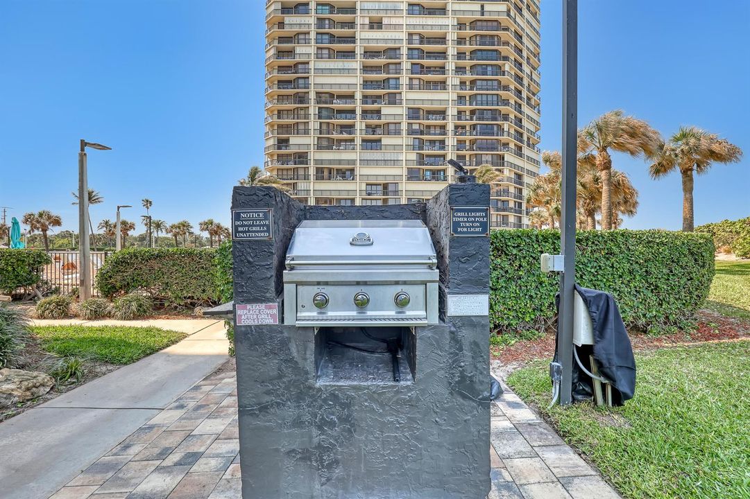 Community GrillS