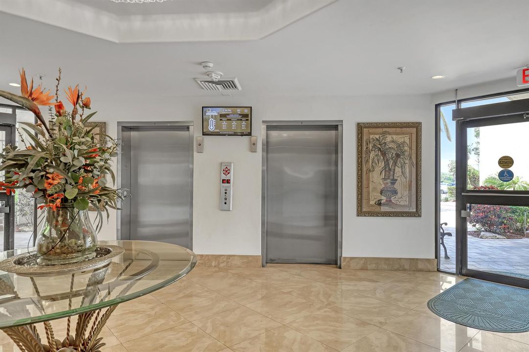 Foyer w/Indoor Elevators