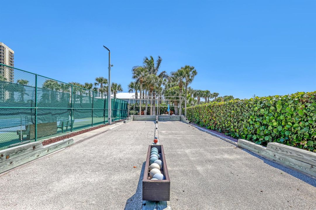 Bocce Ball