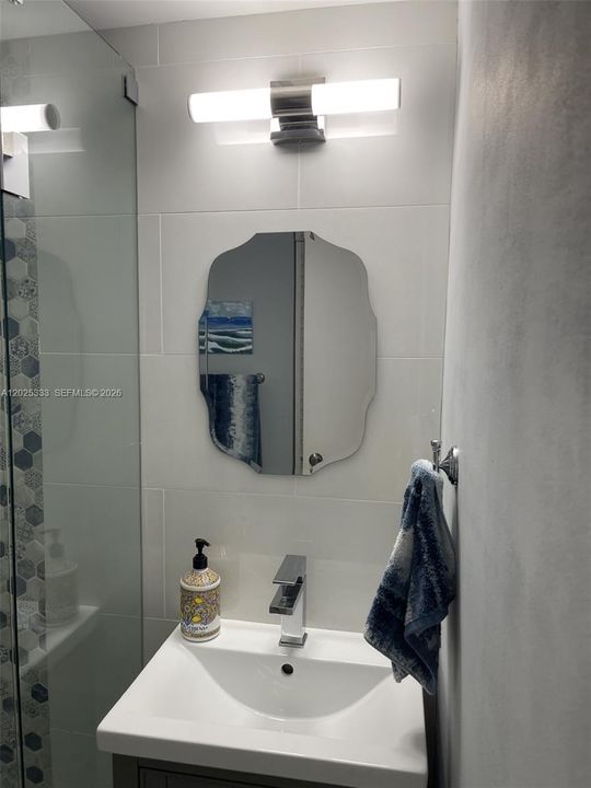 For Rent: $1,950 (2 beds, 2 baths, 1148 Square Feet)