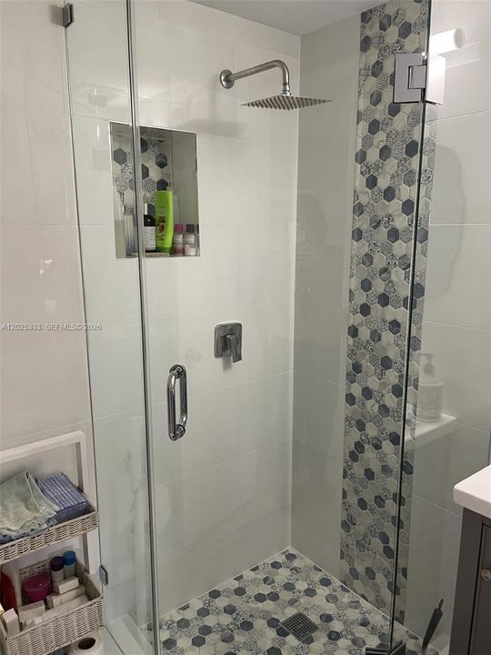 For Rent: $1,950 (2 beds, 2 baths, 1148 Square Feet)
