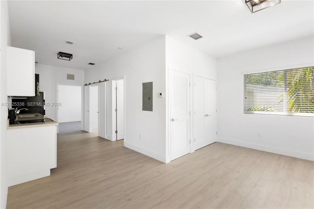 Activo con contrato: $2,700 (1 camas, 1 baños, 680 Pies cuadrados)
