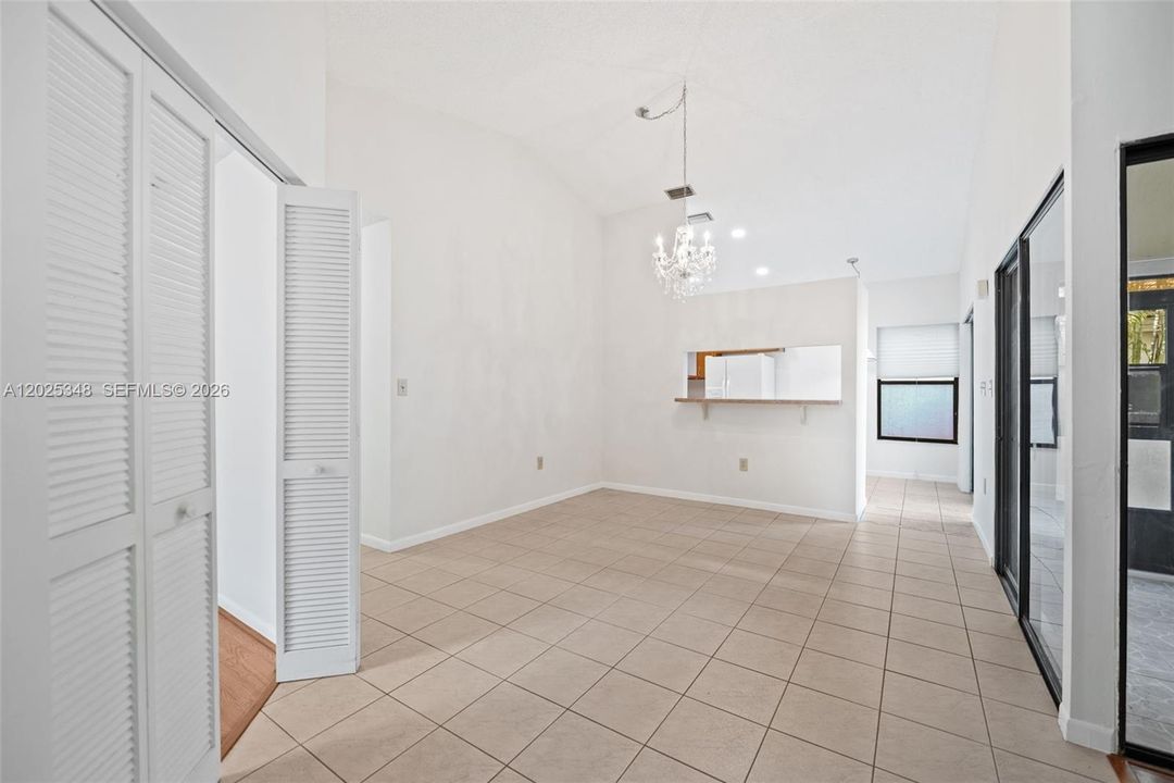 For Sale: $525,000 (3 beds, 2 baths, 1345 Square Feet)
