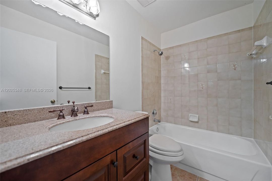 For Sale: $525,000 (3 beds, 2 baths, 1345 Square Feet)