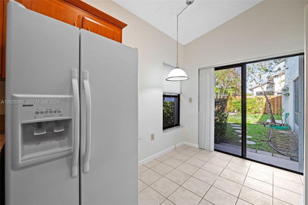 For Sale: $525,000 (3 beds, 2 baths, 1345 Square Feet)