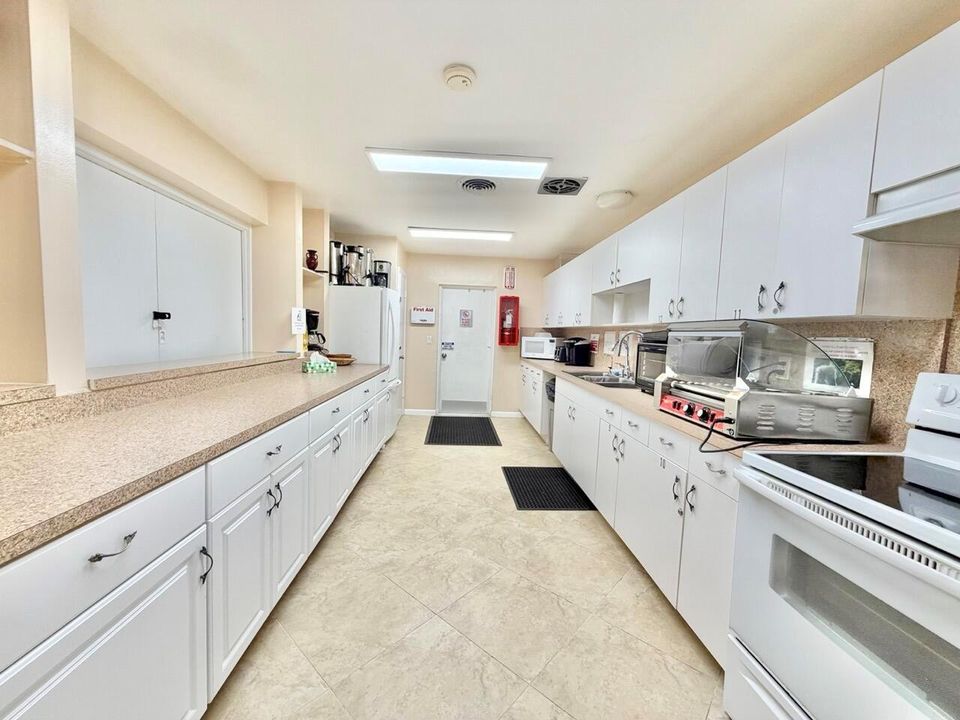 Clubhouse Kitchen