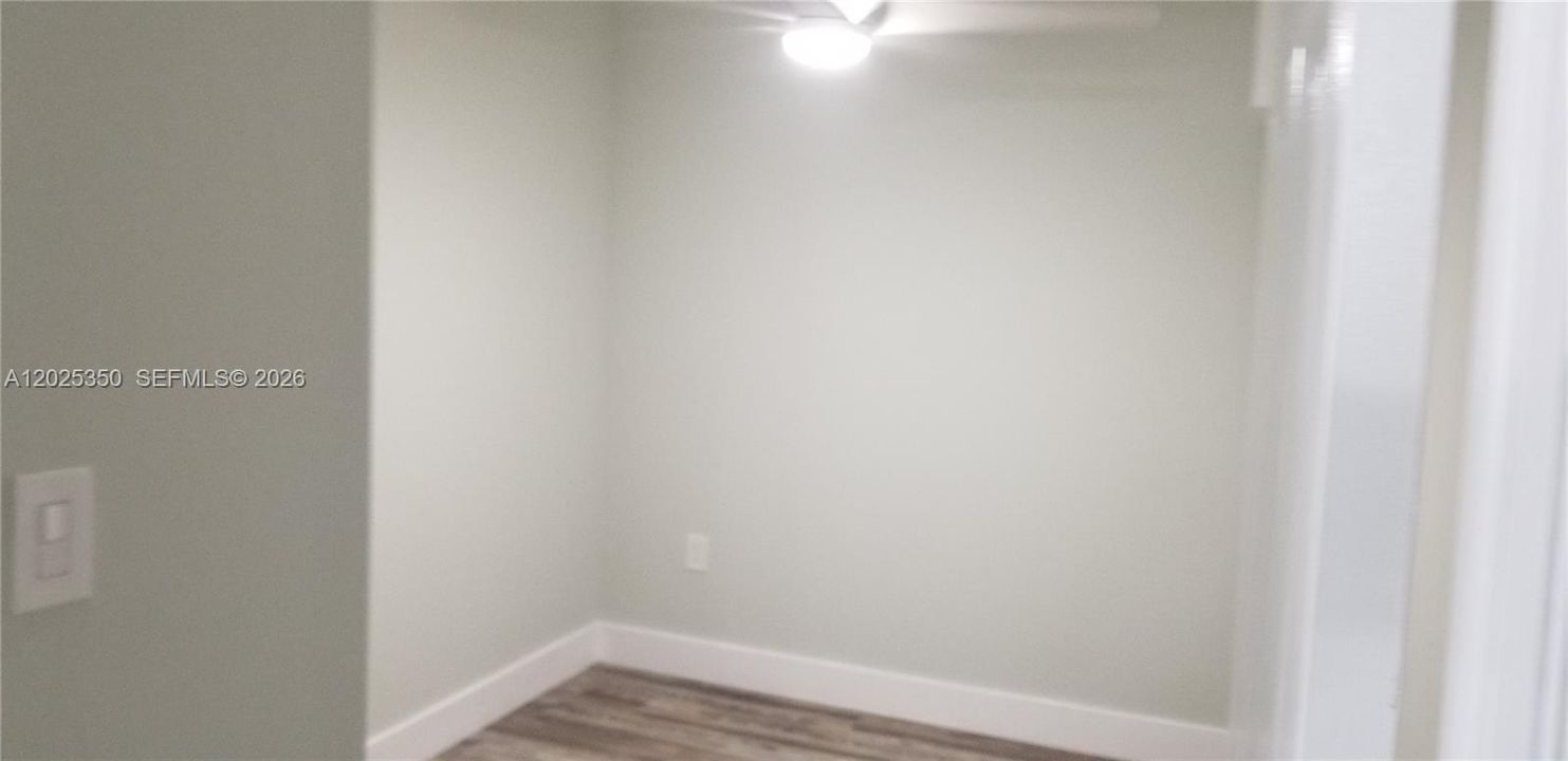 For Sale: $530,000 (3 beds, 2 baths, 814 Square Feet)