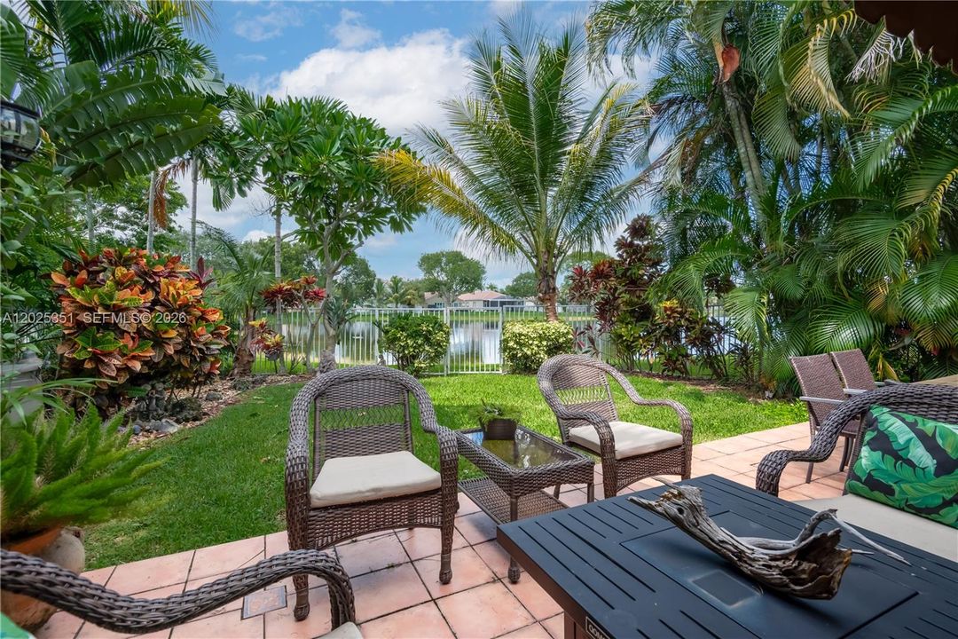 For Rent: $3,600 (2 beds, 1 baths, 1495 Square Feet)