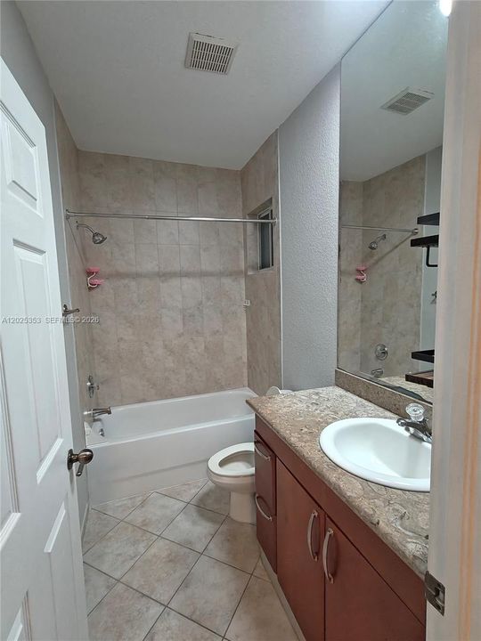 En Renta: $2,599 (2 camas, 2 baños, 1150 Pies cuadrados)