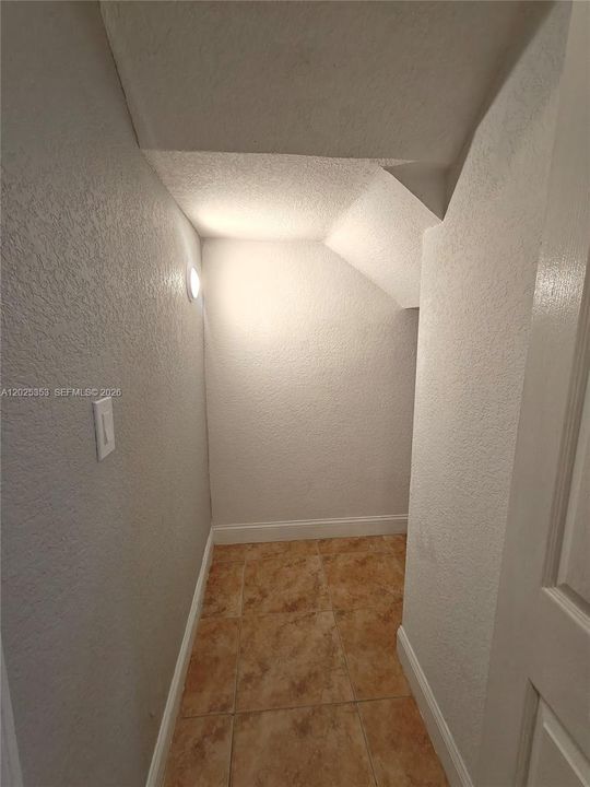 En Renta: $2,599 (2 camas, 2 baños, 1150 Pies cuadrados)