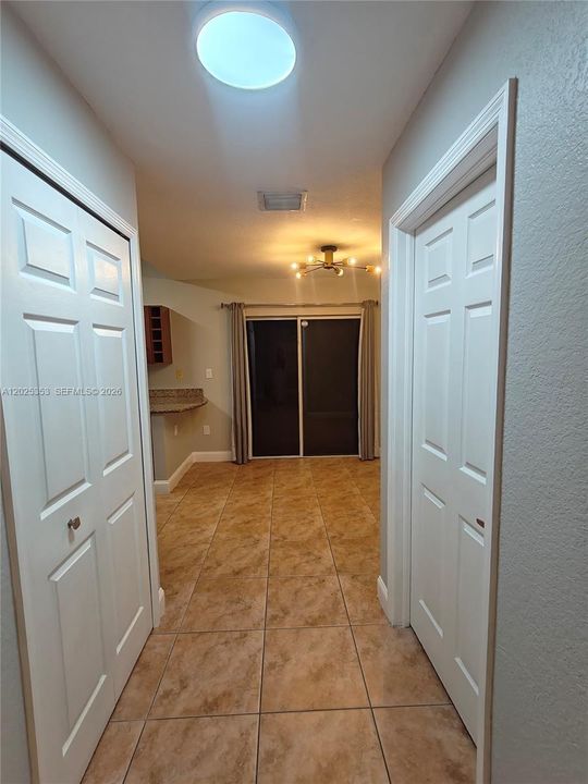 En Renta: $2,599 (2 camas, 2 baños, 1150 Pies cuadrados)