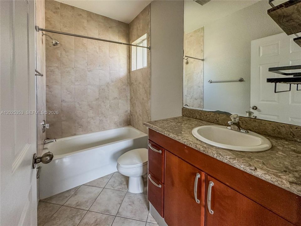 En Renta: $2,599 (2 camas, 2 baños, 1150 Pies cuadrados)