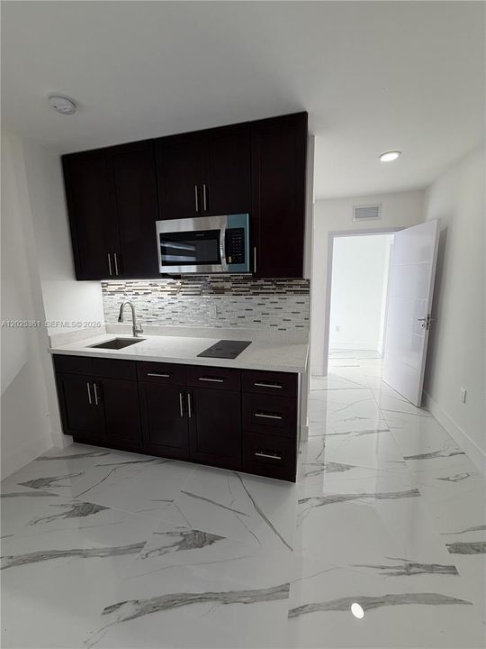 For Rent: $1,500 (1 beds, 1 baths, 1622 Square Feet)
