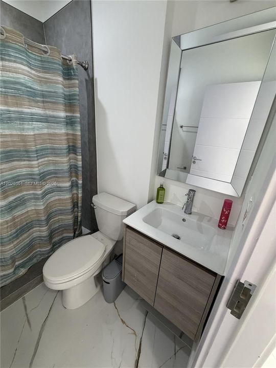 For Rent: $1,500 (1 beds, 1 baths, 1622 Square Feet)