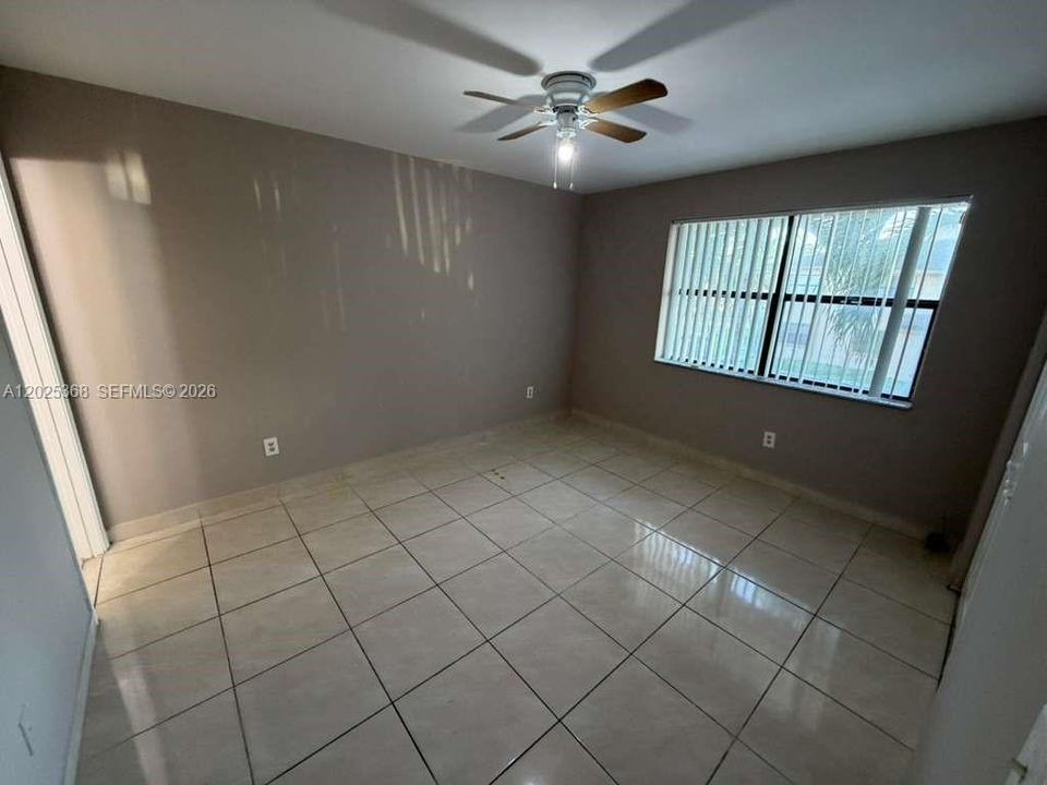 En Renta: $1,950 (2 camas, 2 baños, 747 Pies cuadrados)
