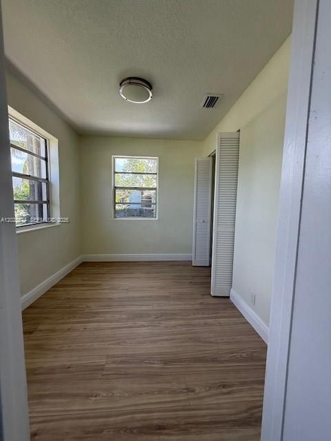 En Venta: $449,000 (3 camas, 2 baños, 1232 Pies cuadrados)