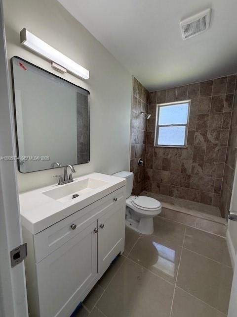 En Venta: $449,000 (3 camas, 2 baños, 1232 Pies cuadrados)