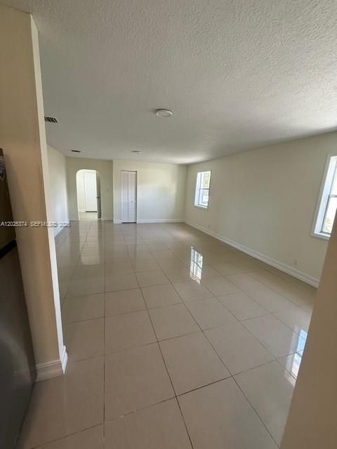 En Venta: $449,000 (3 camas, 2 baños, 1232 Pies cuadrados)