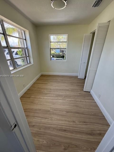 En Venta: $449,000 (3 camas, 2 baños, 1232 Pies cuadrados)