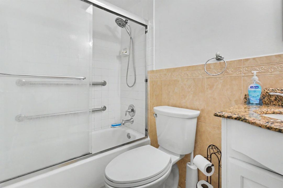 10_2840 NE 14TH STREET CAUSEWAY 405A (AN
