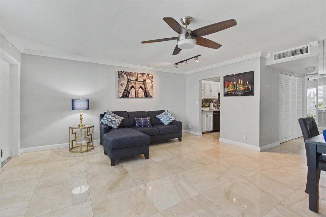 02_2840 NE 14TH STREET CAUSEWAY 405A (AN