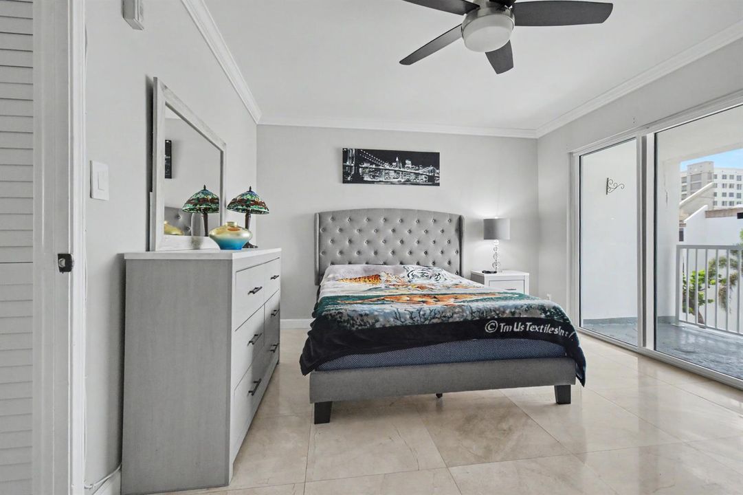 11_2840 NE 14TH STREET CAUSEWAY 405A (AN
