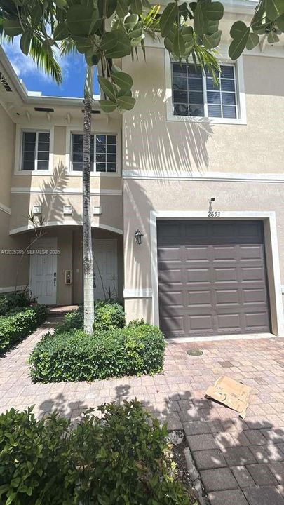 For Rent: $2,950 (3 beds, 2 baths, 0 Square Feet)