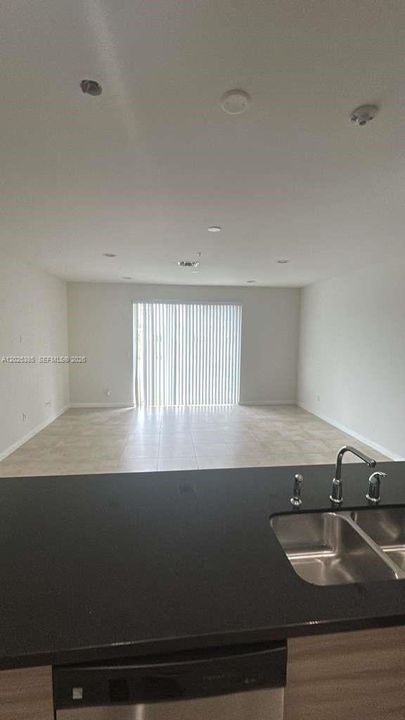 For Rent: $2,950 (3 beds, 2 baths, 0 Square Feet)